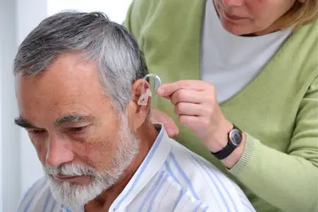 does medicare cover hearing aids